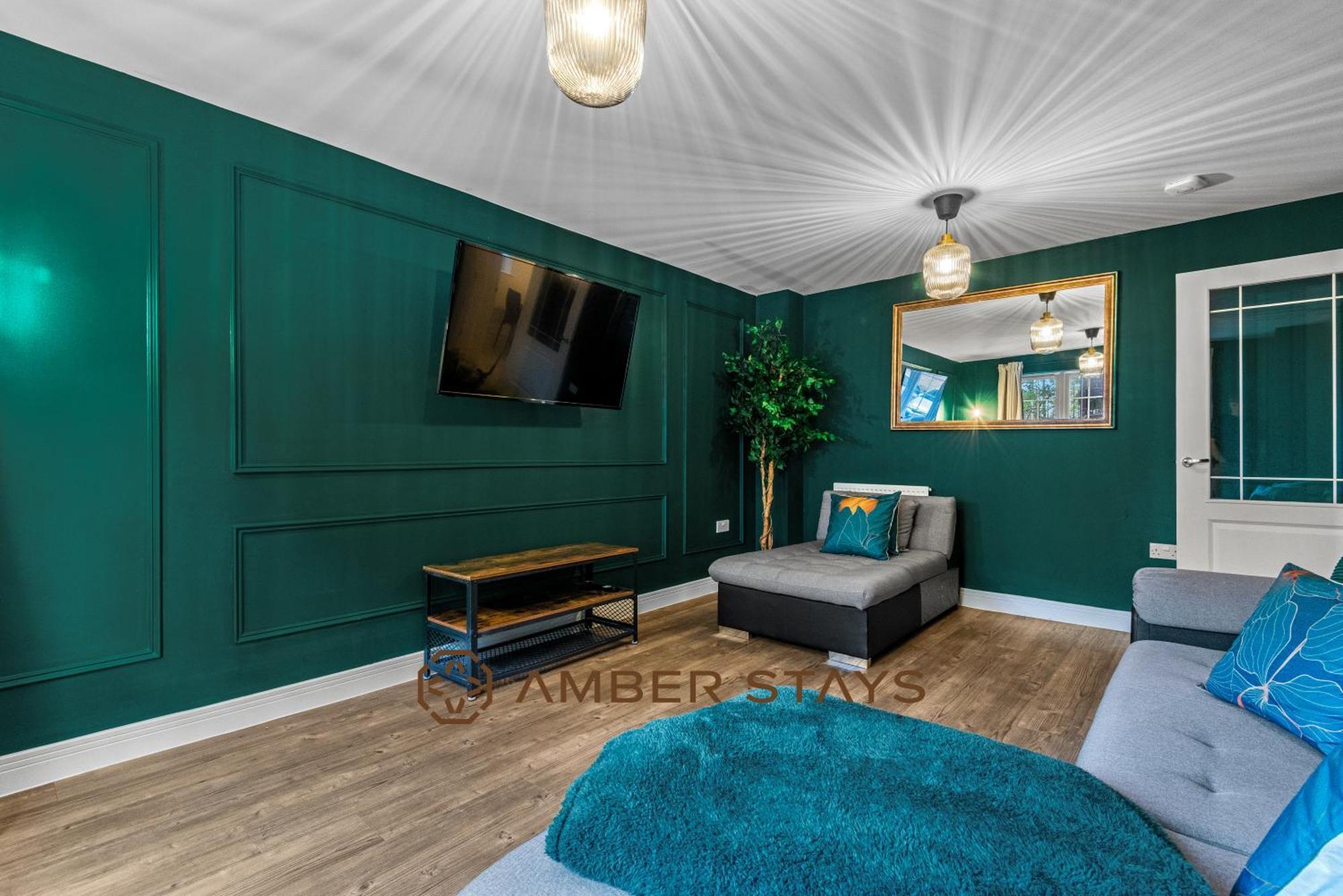 Spacious 5 Bed House In Reading By Amber Stays, Perfect For Business & Contractors, Sleeps 12! Екстериор снимка