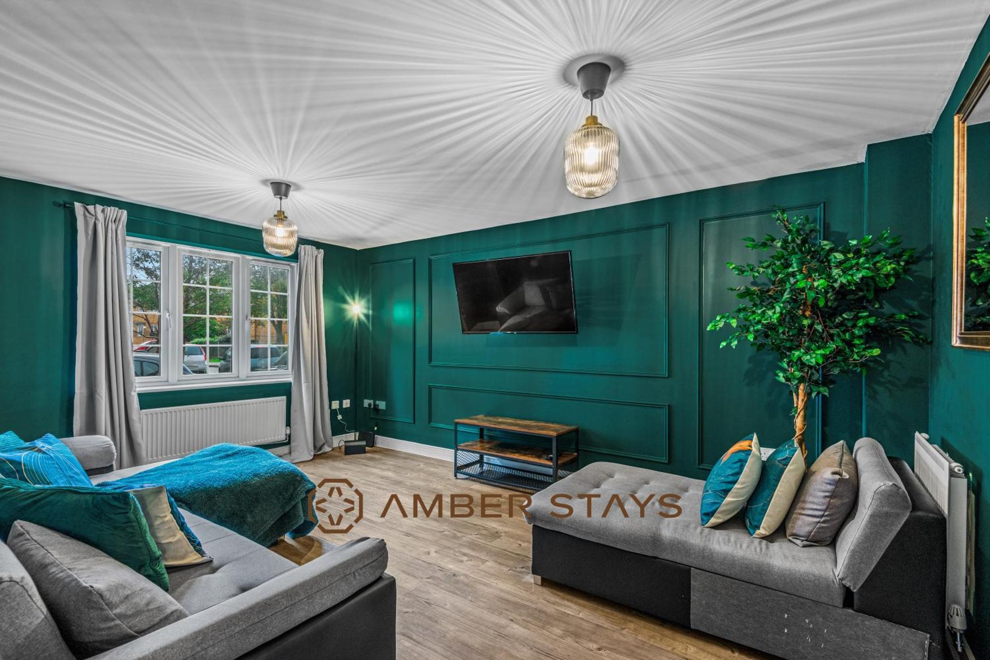 Spacious 5 Bed House In Reading By Amber Stays, Perfect For Business & Contractors, Sleeps 12! Екстериор снимка
